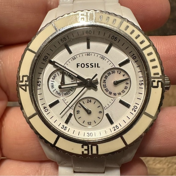 Fossil ES2540 Resin Watch - Picture 3 of 7